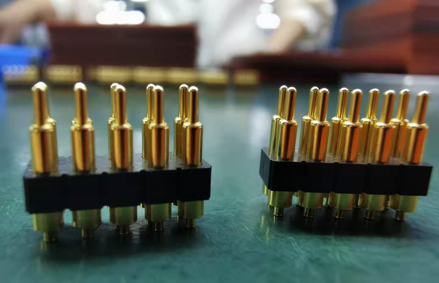 Funkcija Pogo Pin konektora visoke struje