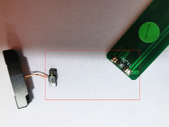 Prilagođeni pogo pin poveznik