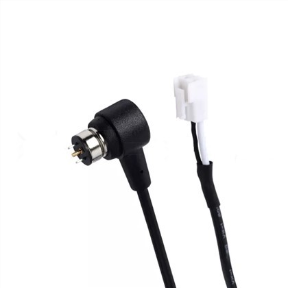 Kružni priključak za punjenje magnetskih pogo pinova